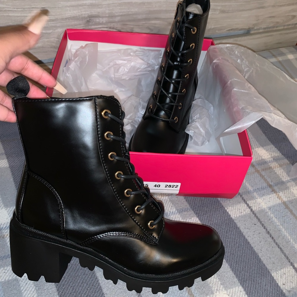 Woman’s Boots